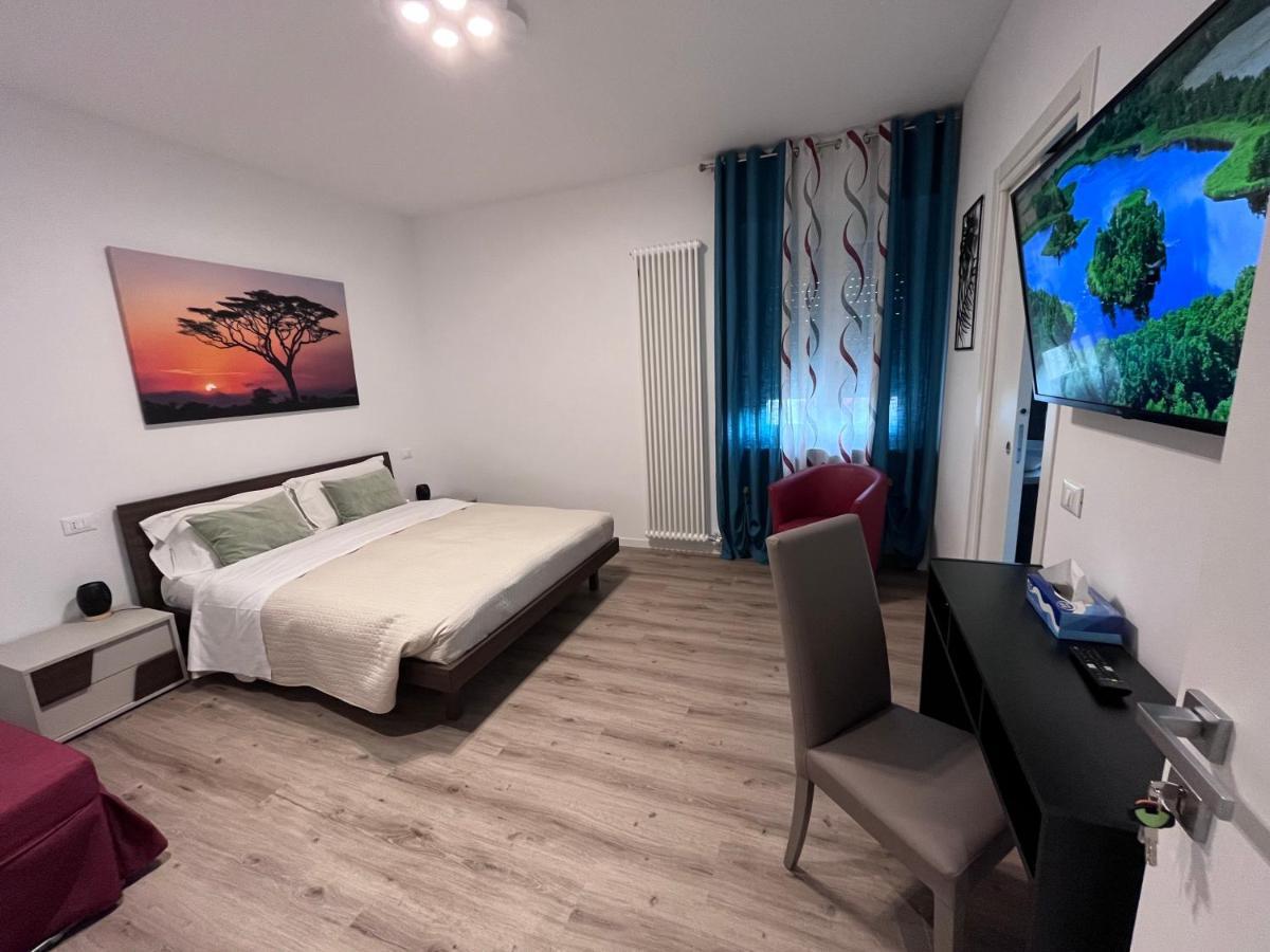 Verona Rooms 109 Ngoại thất bức ảnh