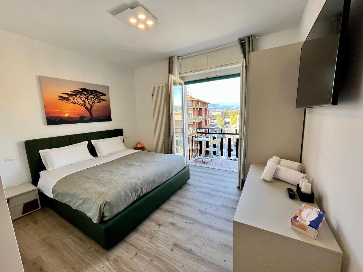 Verona Rooms 109 Ngoại thất bức ảnh